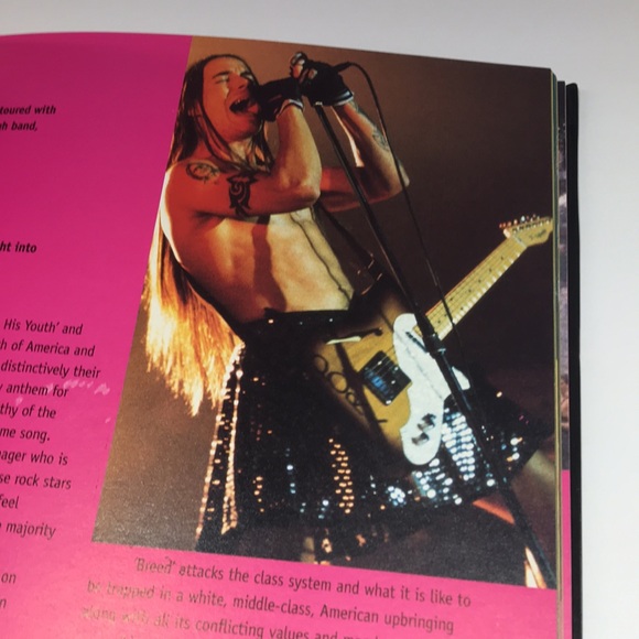 Vintage 1996 Nirvana Softcover Book By Jeremy Dean - Picture 8 of 13